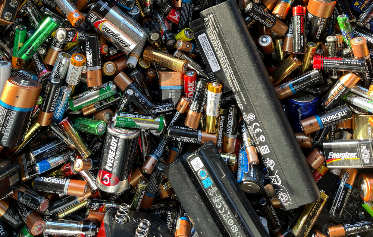 危險廢物電池.png